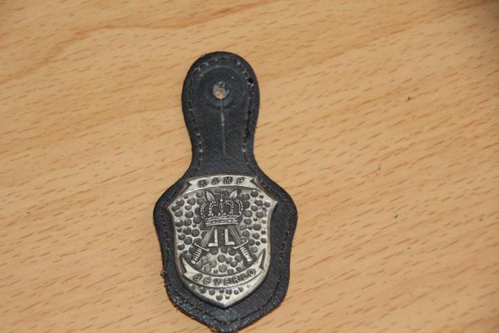 ABL Borsthanger van „Kamp Beverlo”, Verzamelen, Militaria | Algemeen, Landmacht, Embleem of Badge, Verzenden