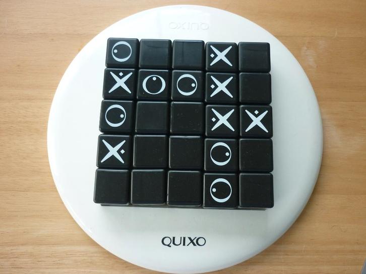 Jeu de société - Quixo - Gigamic, Hobby en Vrije tijd, Gezelschapsspellen | Bordspellen, Gebruikt, Een of twee spelers, Ophalen of Verzenden