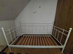 Wit metalen bed + lattenbodem + matras, Huis en Inrichting, Ophalen, Gebruikt, Wit