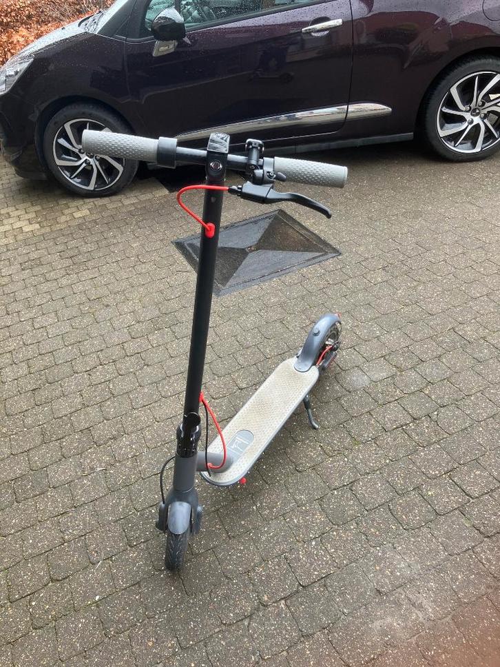 elektrische step AOVOPRO M365 Pro (met defect), Fietsen en Brommers, Steps, Gebruikt, Elektrische step (E-scooter), Ophalen