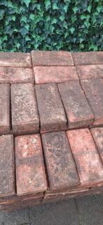 Betonklinkers rood 10 a 11m², Ophalen, Gebruikt, Klinkers, 10 m² of meer