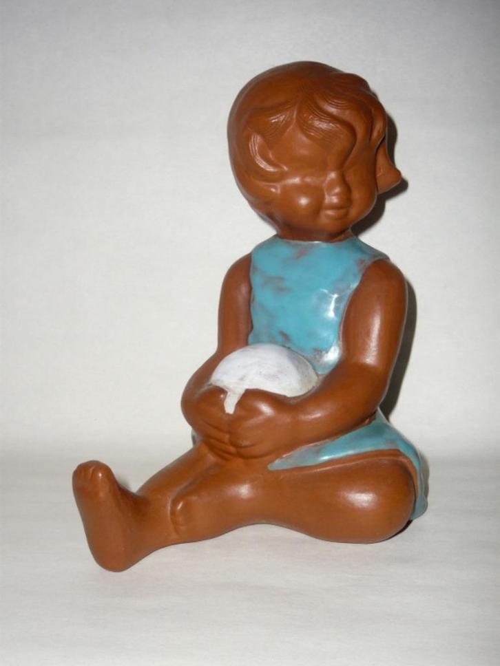 ALEXANDRE WEMMEL BEELD MEISJE MET BAL CA 1955/60, Antiek en Kunst, Antiek | Keramiek en Aardewerk, Ophalen of Verzenden