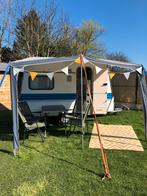 GERESERVEERD: TE KOOP: gepimpte retro caravan <750kg 4pers