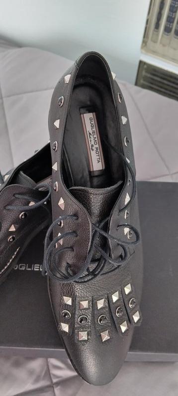 nieuwe veterschoenen GUGLIELMO ROTTA / mt 38/ made in Italy beschikbaar voor biedingen