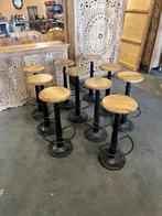 12 Industriele Necchi barkrukken zwart metaal zitting Hout, Ophalen of Verzenden, Nieuw, IJzer