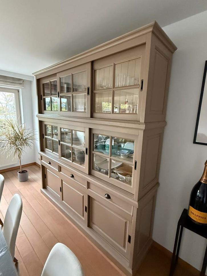 Vitrinekast/buffetkast in perfecte conditie, Huis en Inrichting, Kasten | Buffetkasten, Zo goed als nieuw, 200 cm of meer, 200 cm of meer