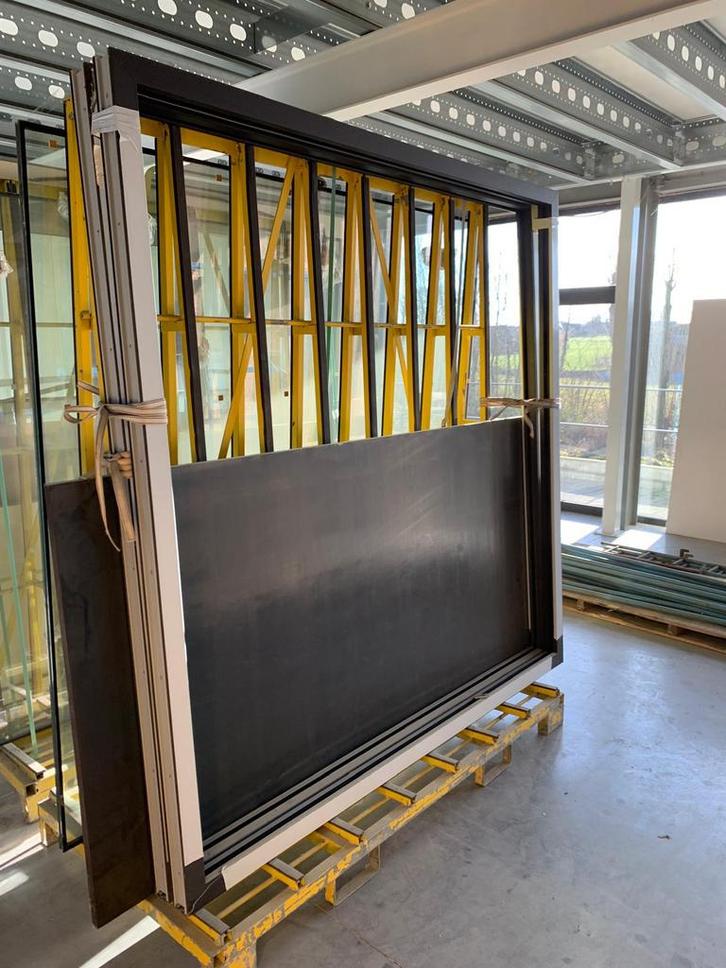 Vaste ramen 2 stuks, Doe-het-zelf en Bouw, Deuren en Vliegenramen, Zo goed als nieuw, Overige typen, 215 cm of meer, 120 cm of meer