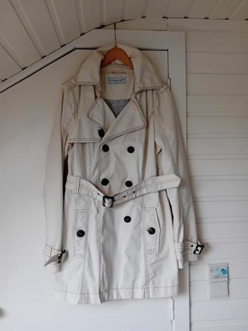 Nouveau imperméable/trench-coat taille 40