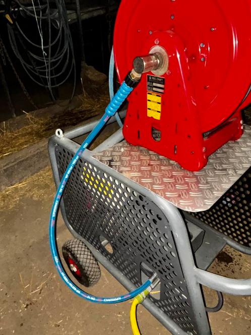 Karcher thermique avec enrouleur, Tuin en Terras, Hogedrukreinigers, Zo goed als nieuw, Ophalen of Verzenden