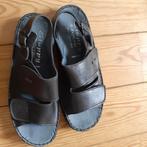 Herensandalen, Ophalen