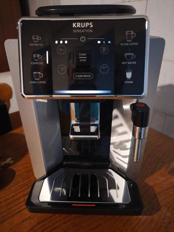 Machine à expresso entièrement automatique Krups Sensation E, Machine à espresso, Café en grains, 2 à 4 tasses, Utilisé