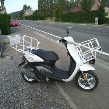 Yamaha NEOS 4-scooter - voormalige scooter van Bpost-dealer beschikbaar voor biedingen