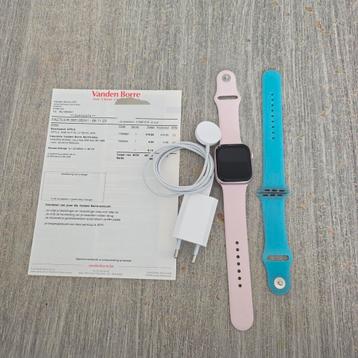 Apple Watch Series 9 45mm  beschikbaar voor biedingen
