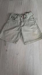 Chiroshort maat 10, Ophalen