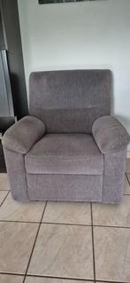 2 Eenpersoonszetels in goede staat., Maison & Meubles, Canapés | Salons, 75 à 100 cm, Moins de 150 cm, Banc droit, Une personne