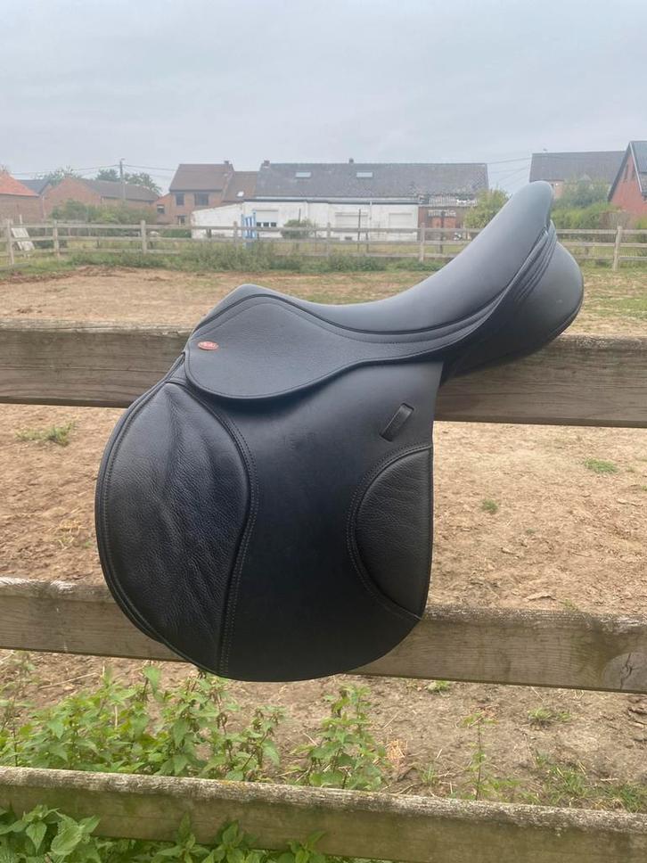 Springzadel Kent & Masters, Dieren en Toebehoren, Paarden en Pony's | Zadels, Zo goed als nieuw, Springen, Ophalen