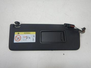 VW Tiguan 5NA Zonneklep Links Zwart 5NN857552 beschikbaar voor biedingen