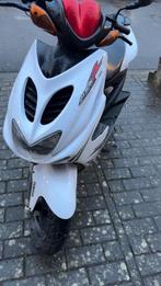 Yamaha aerox avant 2013 a négocier classe a, Aerox, Comme neuf, Enlèvement, Deux-temps