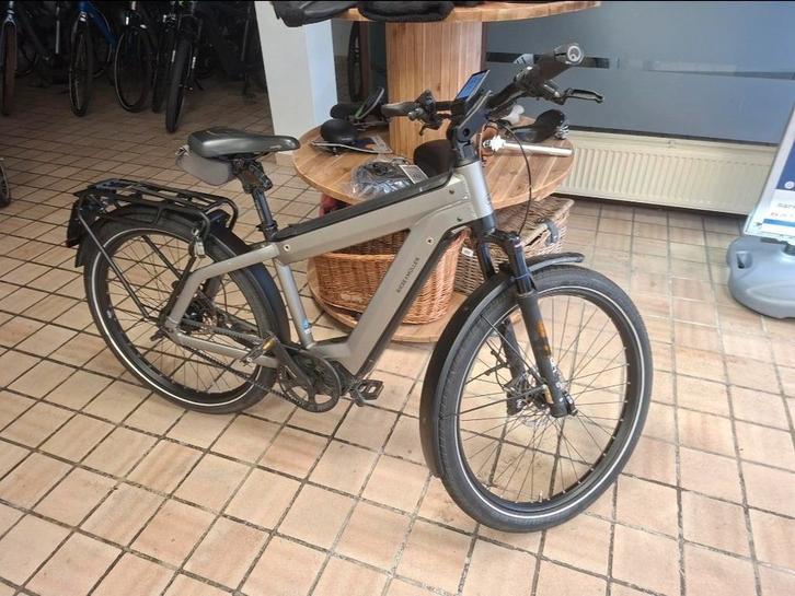 Riese muller supercharger refurbished met 0km, Fietsen en Brommers, Elektrische fietsen, Ophalen