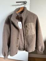 Teddy jas Vila - nieuw, Ophalen, Nieuw, Maat 38/40 (M), Beige