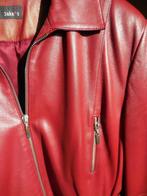 Gilet en cuir rouge bordeaux pour femme, Vêtements | Femmes, Enlèvement ou Envoi, Comme neuf, Manteau, Taille 42/44 (L)
