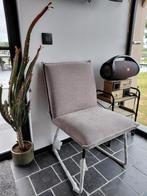 Brede stoel van pr living, Ophalen