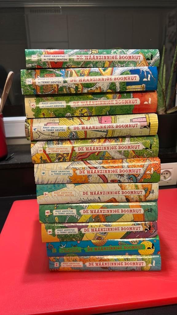 De waanzinnige boomhut 1 tem 11, Boeken, Kinderboeken | Jeugd | 10 tot 12 jaar, Zo goed als nieuw, Fictie, Ophalen