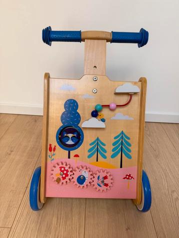 Trotteur/chariot de marche beschikbaar voor biedingen