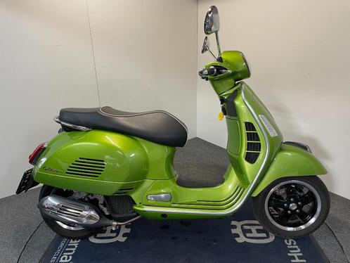 Vespa GTS Super 125 MY'19 ref. LS 3143, Motoren, Motoren | Piaggio, Bedrijf, Scooter, 11 kW of minder, 1 cilinder, Ophalen
