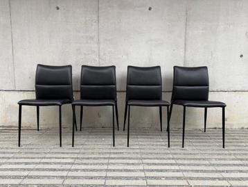 4x Jori Oscarini Eetkamerstoelen (Nieuwstaat!) NP: €4.216 beschikbaar voor biedingen