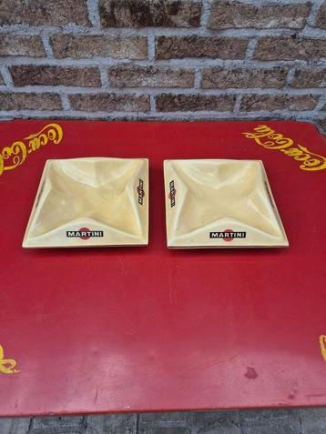 2 asbakken martini. beschikbaar voor biedingen