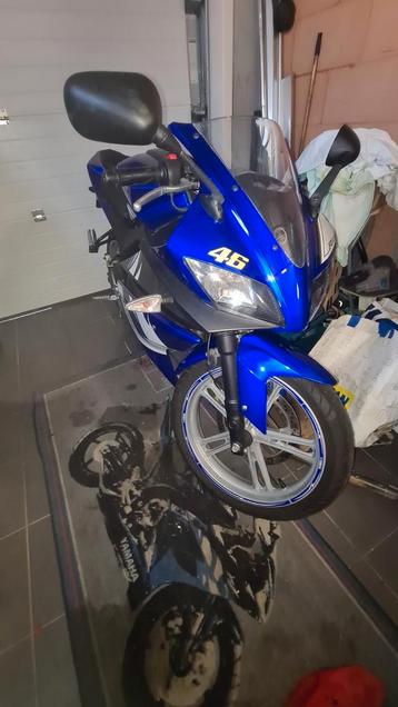 YAMAHA YZF-R125 1600 EURO beschikbaar voor biedingen