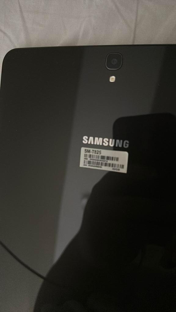 Tablet samsung s3 SM-T825, Informatique & Logiciels, Android Tablettes, Utilisé, Wi-Fi et Web mobile, 10 pouces, 32 GB, Mémoire extensible