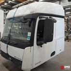 Occ Cabine RHD Mercedes, Autos : Pièces & Accessoires, Utilisé, Mercedes-Benz, Autres pièces automobiles