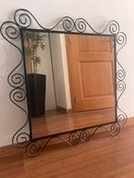 Miroir avec décoration en fer forgé., Ophalen