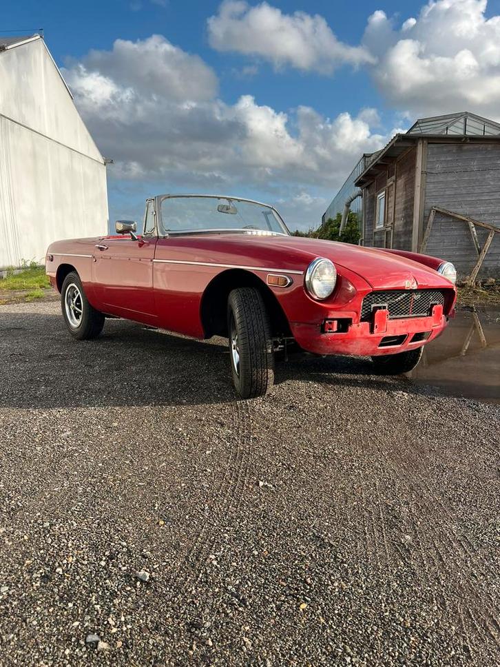 MGB ‘79 project, Auto's, Oldtimers, Particulier, Rood, Bruin, Ophalen