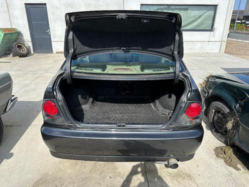 Lexus is200 project wagen of voor onderdelen, Auto's, Lexus, Particulier, IS, Benzine, Euro 4, Berline, 5 deurs, Handgeschakeld