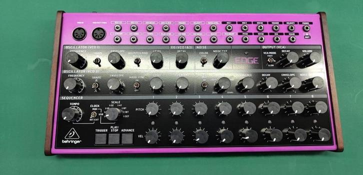 behringer edge, Muziek en Instrumenten, Synthesizers, Zo goed als nieuw, Overige merken, Ophalen of Verzenden