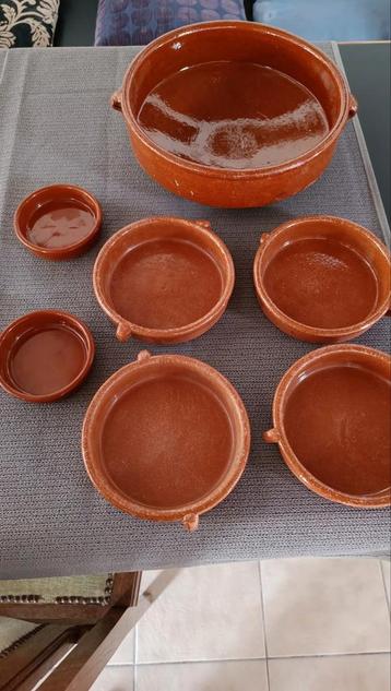 terracotta ovenschalen  beschikbaar voor biedingen
