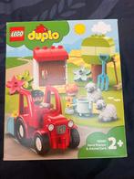 Duplo LEGO 10950 TRACTOR EN DIEREN VERZORGEN- compleet doos, Kinderen en Baby's, Speelgoed | Duplo en Lego, Ophalen, Zo goed als nieuw