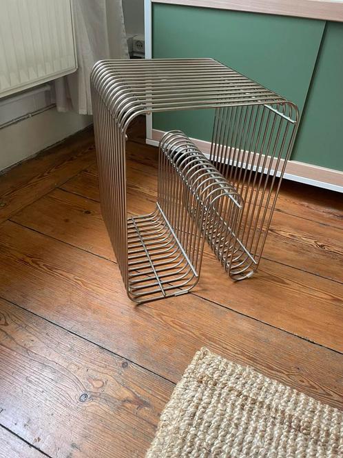 Metale CURVA Kruk/Rekje van AYTM, Antiek en Kunst, Kunst | Designobjecten, Ophalen