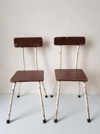 Paar kleine stoelen - puur vintage - hout en metaal, Antiek en Kunst, Ophalen