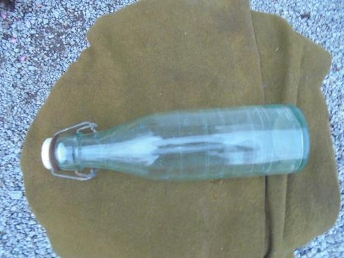 1 bouteille de 1 litre en verre armee belge datée du 7/42, Collections, Objets militaires | Général, Armée de terre, Enlèvement ou Envoi