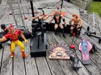 Arena WCW en 4 figuren, Ophalen, Gebruikt