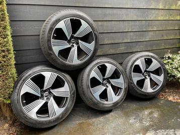 Originele 21" Audi Q8 Q7 e-Tron velgen+banden 265/45R21 7mm beschikbaar voor biedingen