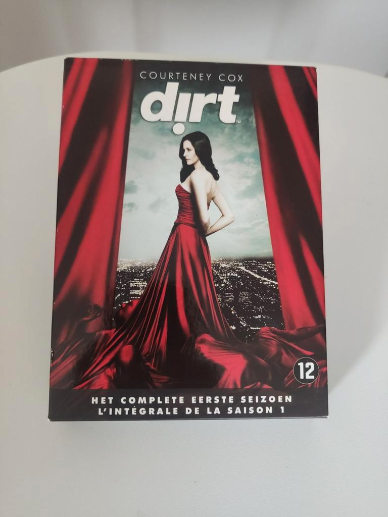 ② Dirt seizoen 1 - dvd - Courteney Cox - tv series - DIRT . — DVD | TV &  Séries télévisées — 2ememain