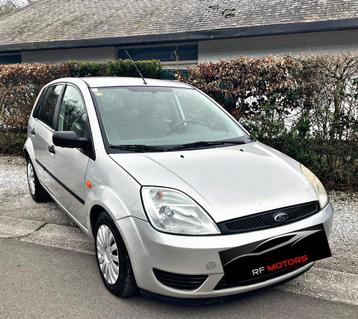 MAGNIFIQUE FORD FIESTA /1.3 ESSENCE /CLIM/GARANTIE beschikbaar voor biedingen