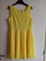 Feestjurk geel 152, Ophalen of Verzenden, Zo goed als nieuw, Meisje, Jurk of Rok