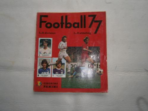 Oud album Panini Football 77 compleet, Hobby en Vrije tijd, Stickers en Plaatjes, Gebruikt, Meerdere plaatjes, Ophalen
