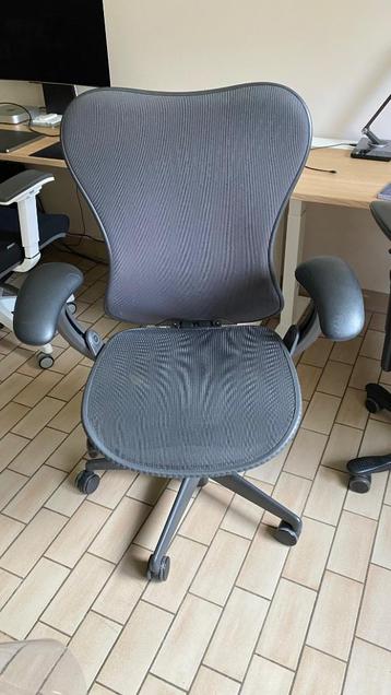 Herman Miller Mirra